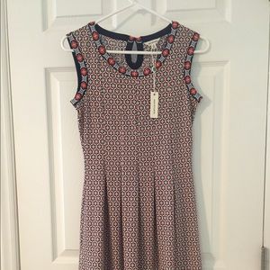 Max Studio sleeveless dress